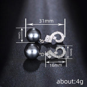 Pendientes de Perlas de Lujo en Oro Blanco con Diamantes Redondos de Corte Brillante, Joyería Clásica para Mujer, Diseño de Perlas Grises de 10 mm - Product Image 6