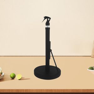 Distributeur de papier essuie-tout autoportant moderne 2-en-1 en acier inoxydable antidérapant argent/noir avec support et flacon pulvérisateur pour comptoir de cuisine - Product Image 3