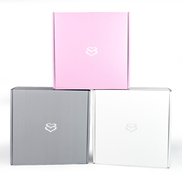 Boîte d'expédition pliable en carton couleur unie personnalisée, robuste, pour la livraison de céramiques et de vêtements de marque