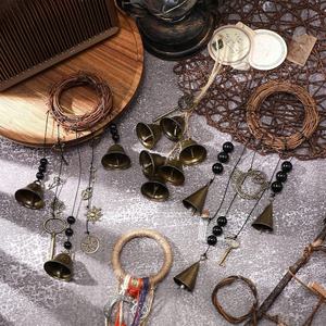 Campanas de Metal con piedras de cuentas hechas a mano, campanas de vaca colgantes de Navidad con cuerda, campanas de bruja Vintage, adornos de Navidad - Product Image 6