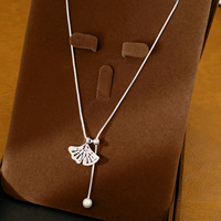 Collier en forme d'éventail YANYE, délicat et luxueux, plaqué or 18 carats, avec perles scintillantes, cristaux, strass et zircon, pour femmes