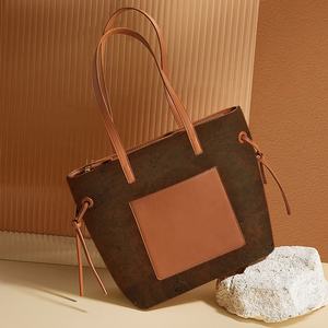 Tissu synthétique en cuir imprimé en <span class=keywords><strong>liège</strong></span> naturel de couleur naturelle, motif pain portugais, vegan, 0,7-1,<span class=keywords><strong>2</strong></span> <span class=keywords><strong>mm</strong></span>, pour sacs, chaussures, carnets - Product Image 5