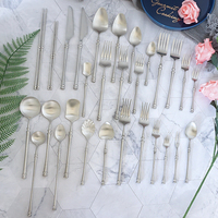 Ensemble de couverts en argent de haute qualité ensemble de couverts de luxe en acier inoxydable en vrac pour mariage fourchette cuillère couteau pour hôtel