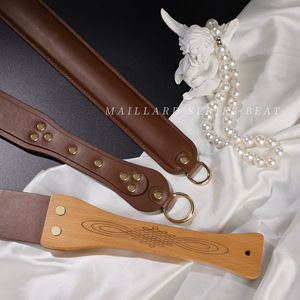 Pala de cuero con mango de madera, 3 tamaños, para dominación apasionada, uso adulto - Product Image 4