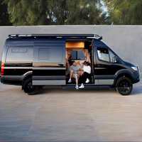 Kit de conversion de fourgonnette Mercedes Sprinter 4x4 en mini-camping-car avec sièges et mobilier Vancubic Iveco en promotion