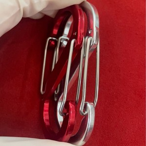Llavero de aleación de aluminio con mosquetón, accesorio con forma de ocho, regalo universal para parejas, colegas y amigos - Product Image 2