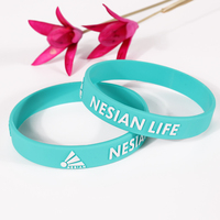 Fabricantes Venta caliente Regalos Marca elevada Pulsera de silicona Pulsera de goma para evento de fiesta de festival de música