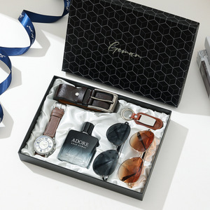 Set Regalo <span class=keywords><strong>di</strong></span> Lusso per <span class=keywords><strong>Uomo</strong></span> Transfrontaliero per Qixi Festival e <span class=keywords><strong>San</strong></span> <span class=keywords><strong>Valentino</strong></span>, <span class=keywords><strong>Regali</strong></span> Pratici per Lui con Orologio e Cintura in Pelle - Product Image 3