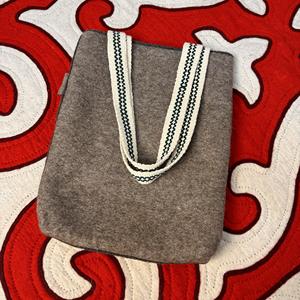 Bolso de compras de fieltro ecológico hecho a mano único, accesorio de moda funcional para uso diario, Baibol Corporate Group Limited - Product Image 2