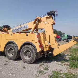 Camion de dépannage Howo jaune, remorque à plateau avec moteur et pompe, poids de 40 000 kg - Product Image 3