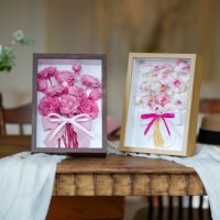 Cadre en bois artisanal anti-poussière pour fleurs préservées et photos, cadeau pour mariage, Saint-Valentin, fête des Mères, anniversaire