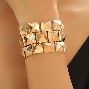 Nouveauté Bijoux fantaisie pour femmes, <span class=keywords><strong>Bracelet</strong></span> jonc plaqué or, style vintage, motif floral imposant - Product Image 3