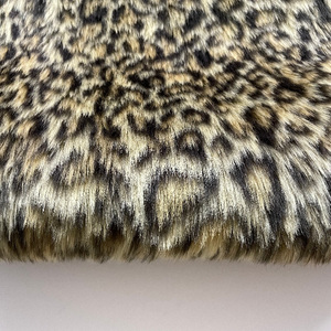 Di alta qualità 60mm 80mm leopardato lungo pila di capelli in pelliccia tinto giocattoli morbidi artificiali tinto tessuto di pelliccia per indumento - Product Image 6