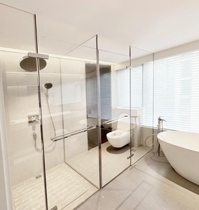 Prix <span class=keywords><strong>de</strong></span> gros, vente directe d'usine, cabine <span class=keywords><strong>de</strong></span> <span class=keywords><strong>douche</strong></span> coulissante sans cadre personnalisée avec design carré et plateau en pierre artificielle - Product Image 4