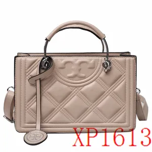 사용자 정의 XP1613 봄 새로운 유행 한국 패션 마름모 어깨 메신저 가방 고품질 핸드백 제조 업체