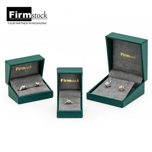 Custom Logo PU leather Jewelry Gift Pendant Plastic Luxury Green Jewelry Packaging Box