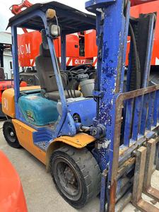 100%Original Japan KOMASTSU FD30 3T Diesel <b>Used</b> Forklift with CE EPA High Efficiency 4WD Solid Tire Factory Warehouse - Product Image 5