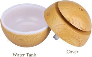 Difusor de Aroma Portátil Mini para el Hogar, Humidificador con Aroma a Madera, Difusor de Aceites Esenciales con Forma de Hongo - Product Image 2