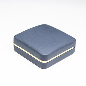 Boîte de rangement pour pièces commémoratives en cuir PU haut de gamme, boîte à accessoires cadeau et boîte de collection de pièces d'or - Product Image 2