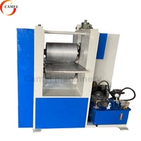 Machine à gaufrer les panneaux de terrasse PE Pvc Wpc (bois plastique composite)/machine à gaufrer les grains de bois des panneaux WPC