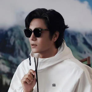 Gafas de sol Gm unisex con montura de PC, negras, polarizadas, protección UV400 para conductores y uso al aire libre - Product Image 4