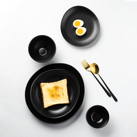 Vente en gros de services de table en porcelaine de luxe vaisselle en céramique noir mat