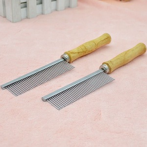 Peine único para el cuidado de mascotas, mango de madera con dientes finos de acero inoxidable para perros y gatos - Product Image 4