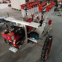 Transplanteur de semis de légumes multifonctionnel à quatre rangs à moteur diesel, adapté aux poivrons, aux tomates et aux légumes-feuilles