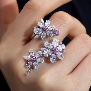 แหวนตกแต่งเพชรแล็บหรูหรา ทองคำขาว 18k รุ่น MSR1385 - Product Image 4