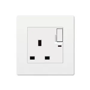 Fabrieksprijs 3 Pin Uk 13a Socket Met Schakelaar En Neon British Hoge Kwaliteit Professionele Pc Plaat