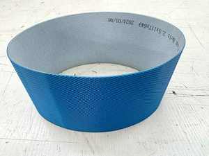 Mavi Gıda Sınıfı PU Yağa Dayanıklı Düz Bantlı Konveyör, Hamur Levha Makinesi Üretim Tesisi Kullanımı İçin, 2 Yıl Garantili - Product Image 4