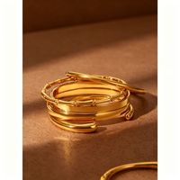 Bracelet manchette minimaliste en acier inoxydable plaqué or 18 carats pour femme, luxe léger, haut de gamme, polyvalent, ouvert et ajustable, poli