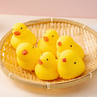 Jouet Squishy Canard Jaune en Gros, Jouet Anti-Stress Sensoriel Mignon Poussin Canard à Presser, Cadeau de Fête pour Enfants
