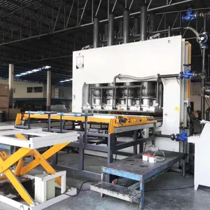 Short cycle laminating line for melamine laminate board