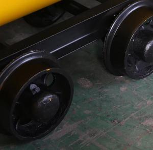 Wagon minier à benne basculante résistant à l'usure pour voies ferrées, capacité 0,55-1,1 m³, utilisé dans les mines de charbon et d'or - Product Image 4