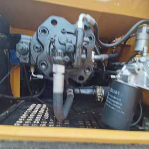 Excavadora Usada Sany a Bajo Precio, Excavadora de Cadenas Mediana Sany 215, Excavadora Sany 215 de Segunda Mano, Suministrada con Certificación Original, 21 Toneladas - Product Image 5