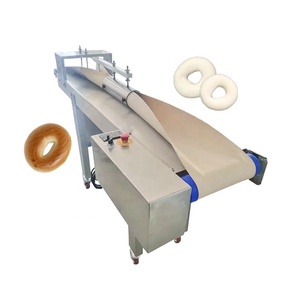 Macchina Semi-Automatica per Formare Cerchi di Pasta Macchina per Bagel Produttore di Bagel per Fabbriche di Pasticceria - Product Image 2