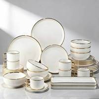 Service de table en céramique mélaminée rayée au design moderne, avec assiettes, bols, tasses et soucoupes à motif Phnom Penh, ensemble de 32 pièces Meinai
