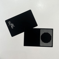 Échantillon gratuit Cartes métalliques intelligentes NFC Noir mat 215/216 Carte de visite virtuelle NFC en métal avec logo