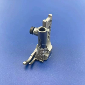 Kit de piezas para máquina de <span class=keywords><strong>coser</strong></span> Pfaff 335: Prensatelas, Placa de aguja, Guía de cinta, Soporte de encuadernación 91-040432-04 91-040629-93 91-044251-21 - Product Image 3