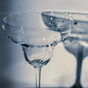 Verres à cocktail en cristal de style américain faits à la main de haute qualité pour les fêtes, compatibles lave-vaisselle, design moderne et luxueux, vin rouge, margarita - Product Image 5