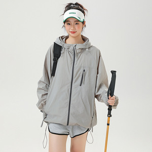 Chaqueta con Capucha de Seda Láctea UPF50+ para Montañismo al Aire Libre, Ligera, Transpirable y con Protección UV para Pesca y Camping - Product Image 3