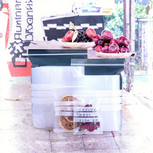 Manufacturer Customization Food Grade LDPE Plastic Zipper Bags with White Writable Block Gravure Printing Surface Handling - Product Image 3