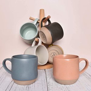 Meilleure tasse MOM Ever, tasse à café en céramique avec base en pierre de céramique de couleur blanc cassé - Product Image 6