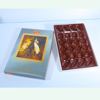 Boîte en carton chocolat décorée en feuille d'or Boîtes rigides écologiques avec fonction aseptique avec impression en quatre couleurs