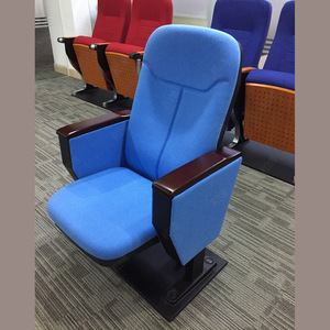 เก้าอี้หอประชุมมานวาเอ็กซ์โป รุ่น HB523 สีฟ้าอ่อน พร้อมที่วางแขน สำหรับใช้ในโรงเรียนและโรงละคร - Product Image 1