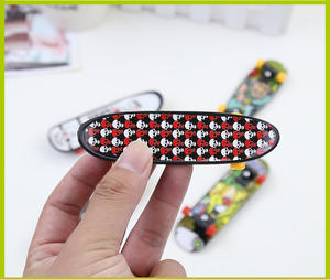 Ensemble de jouets de skateboard <span class=keywords><strong>pour</strong></span> <span class=keywords><strong>doigts</strong></span>, 12 styles, <span class=keywords><strong>mini</strong></span> planche à roulettes <span class=keywords><strong>pour</strong></span> <span class=keywords><strong>doigts</strong></span>, roues à roulements, jouet sportif <span class=keywords><strong>pour</strong></span> enfants - Product Image 2