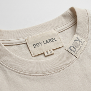 Coser en el diseño de ropa personalizada Nombre de la marca Serigrafía 100% Algodón Lona Etiquetas principales para chaquetas - Product Image 2