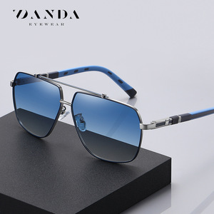 Gafas de Sol Danda con Marco Metálico, Lentes con Degradado Azul, Protección UV400, Estilo para Conducir y Viajar para Hombre - Product Image 2