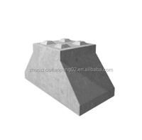 Moules à blocs de béton imbriqués en forme de W pour créer une base de support du mur